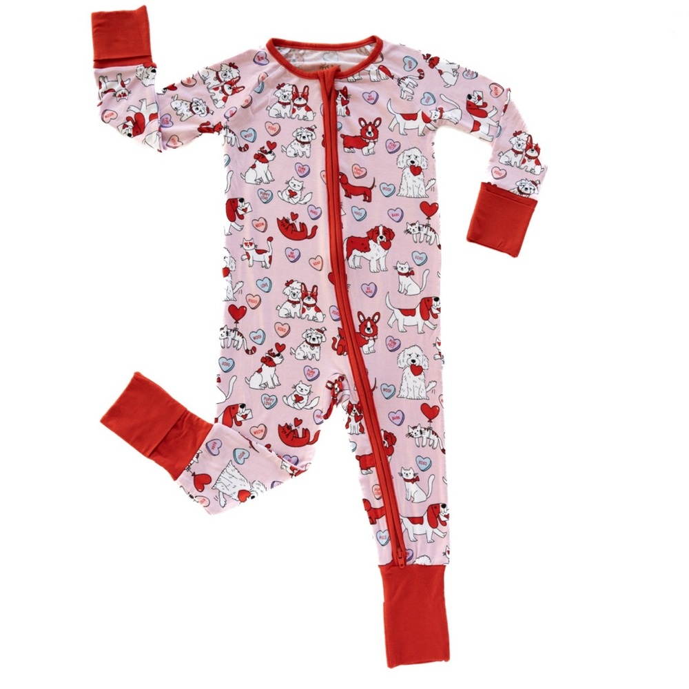 LITTLE SLEEPIES | Pink Furever Valentines Zippy